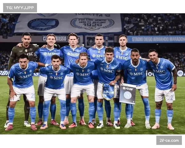 埃因霍温六比二大胜那不勒斯 取得本赛季欧冠首胜 埃因霍温六比二大胜那不勒斯 取得本赛季欧冠首胜